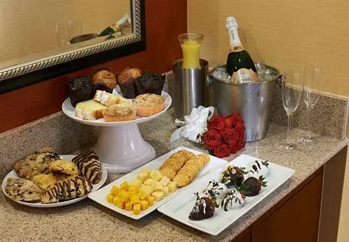 Отель Courtyard by Marriott