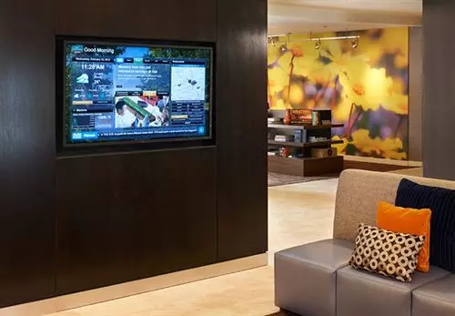 Отель Courtyard by Marriott