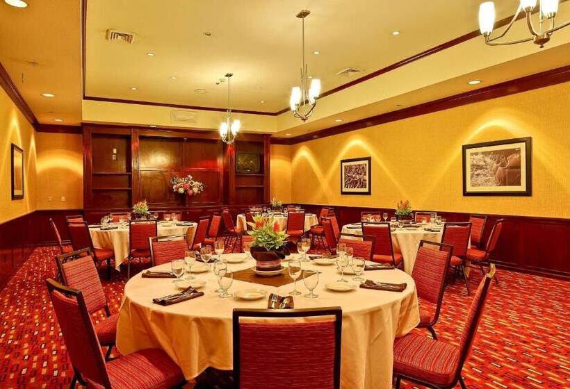 酒店 Courtyard By Marriott Vacaville