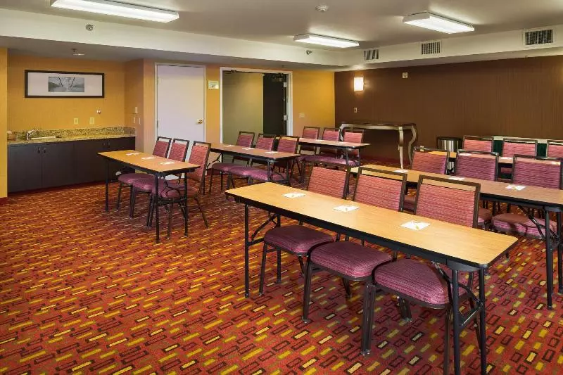 ホテル Courtyard By Marriott Vacaville