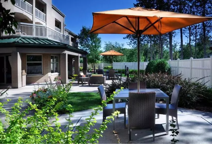 هتل Courtyard Wausau