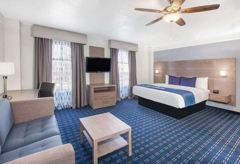 فندق Days Inn & Suites By Wyndham Webster Nasaclearlakehouston