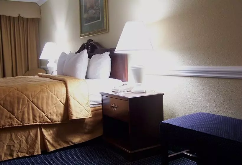 Отель Kinderlou Inn