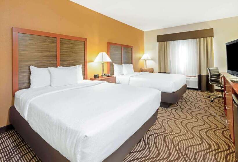 בית מלון כפרי La Quinta By Wyndham Midwest City Tinker Afb