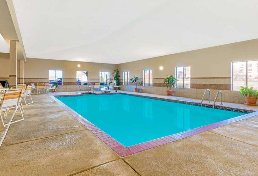 בית מלון כפרי La Quinta By Wyndham Midwest City Tinker Afb