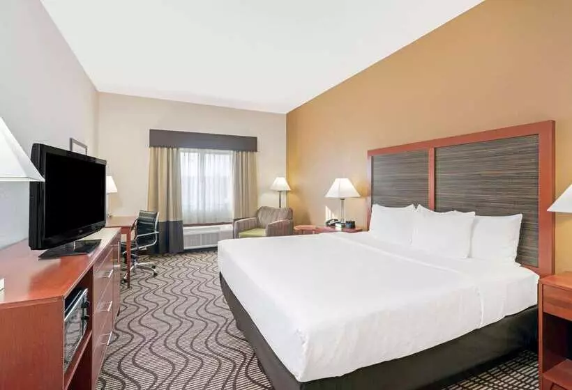 호텔 La Quinta By Wyndham Midwest City Tinker Afb