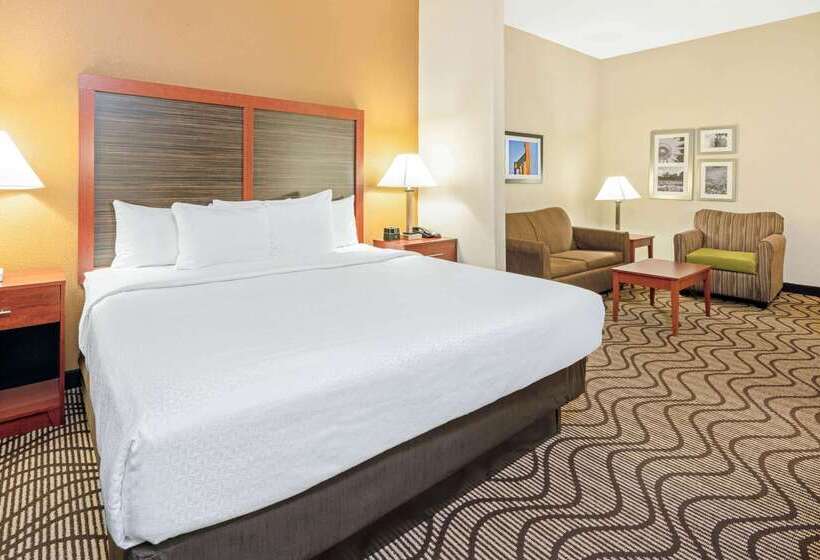 בית מלון כפרי La Quinta By Wyndham Midwest City Tinker Afb