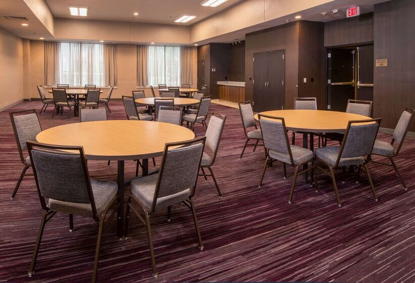 فندق Sonesta Select Arlington Rosslyn