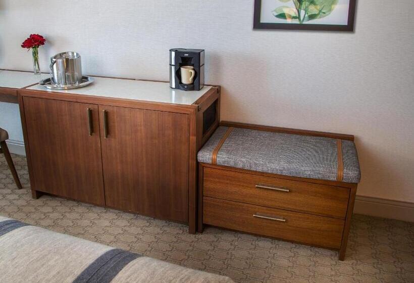 Отель The Ingleside