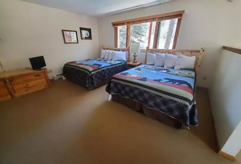 Retkeilymaja Swiftcurrent Lodge