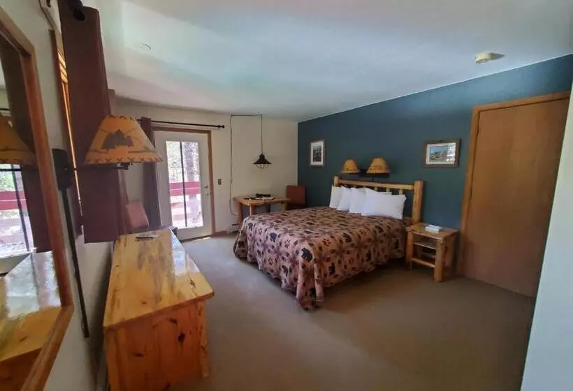 Retkeilymaja Swiftcurrent Lodge