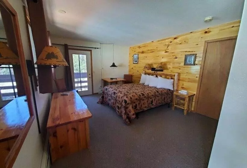 Retkeilymaja Swiftcurrent Lodge