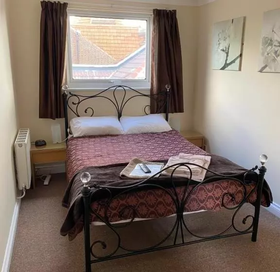 تختخواب و صبحانه Waverley Park Lodge