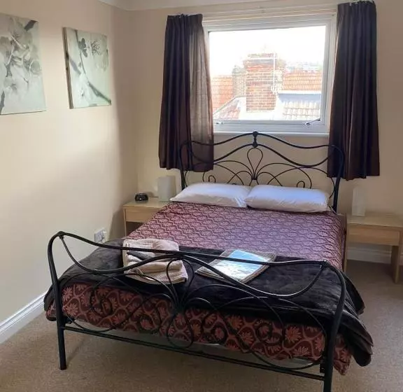 تختخواب و صبحانه Waverley Park Lodge
