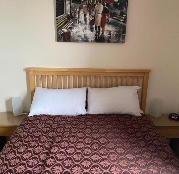 مبيت وإفطار Waverley Park Lodge