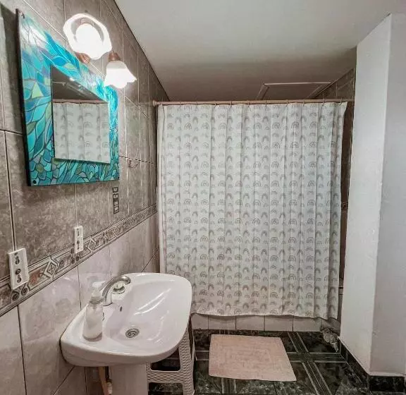 Hostel Wenuy