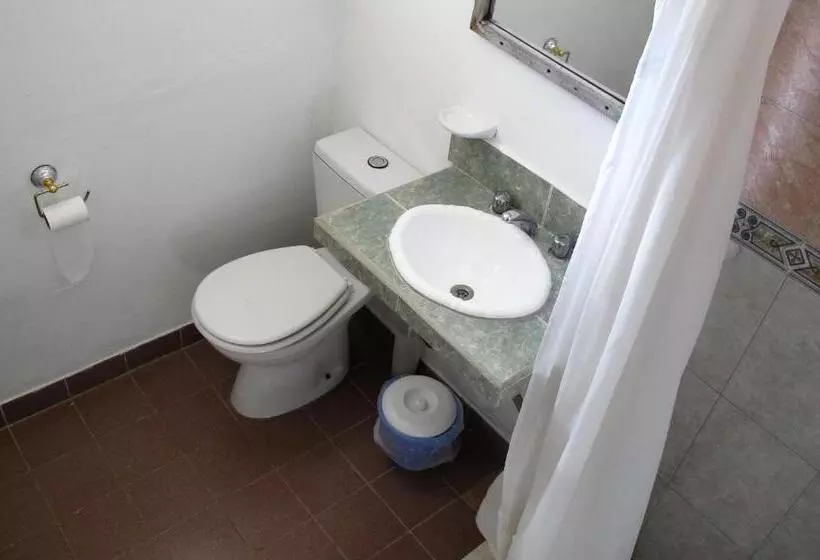 Hostel Wenuy