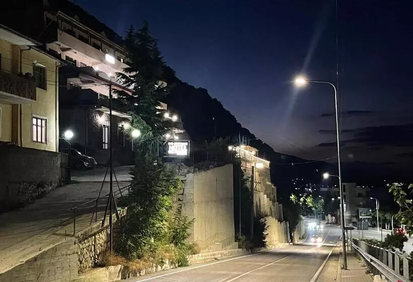 ホテル Belvedere