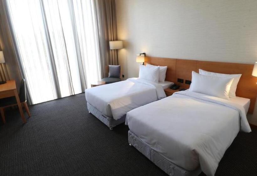 هتل The Vern At Blvd