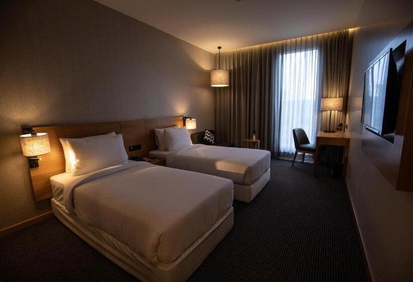 هتل The Vern At Blvd