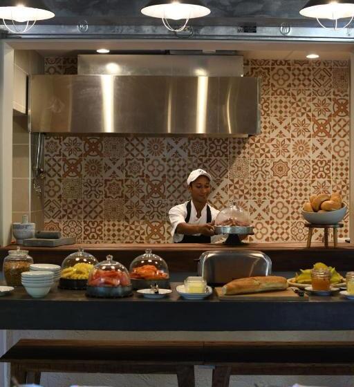 Kaz'alala Hosted B&b