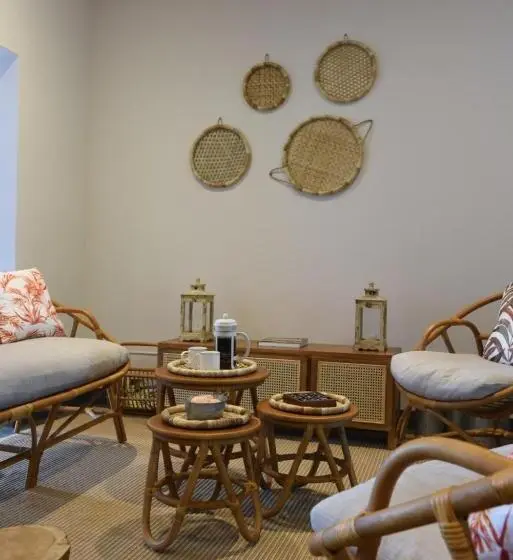 Kaz'alala Hosted B&b