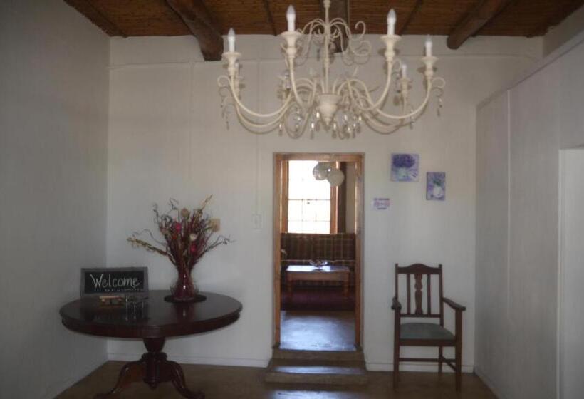 بنسيون The Lemon Tree