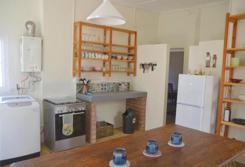 بنسيون The Lemon Tree