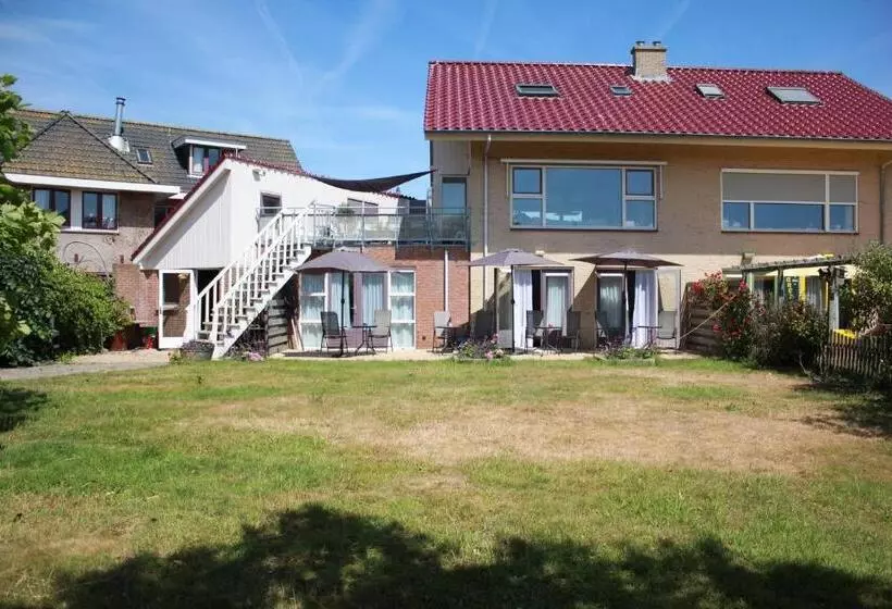 Aamiaismajoitus (B&B) Bluesheep Texel