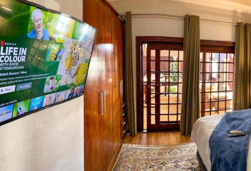 Bed & Breakfast Spacube Luxury Suites And Spa