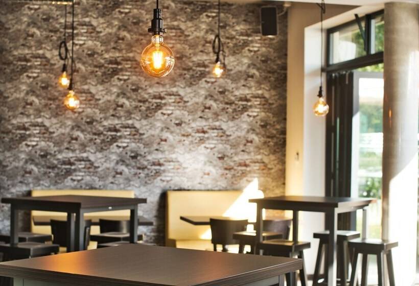 Отель Am Kurpark