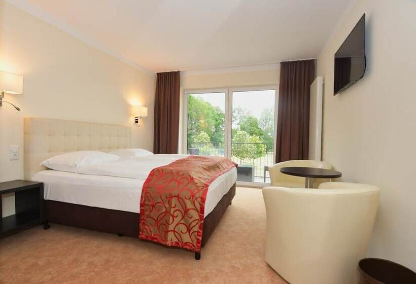 Отель Am Kurpark