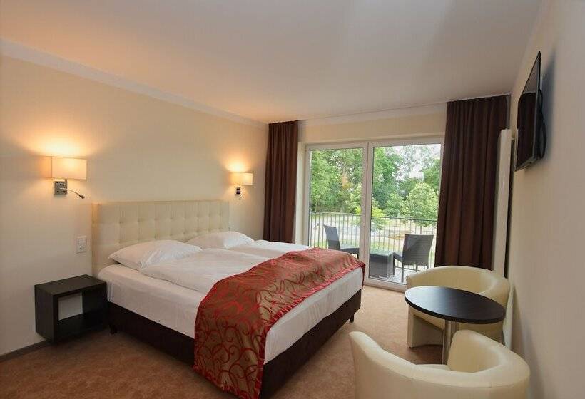 Отель Am Kurpark