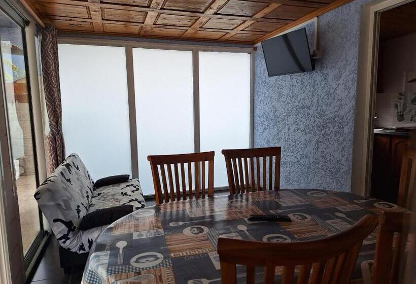 پانسیون Chez Guy Et Josiane