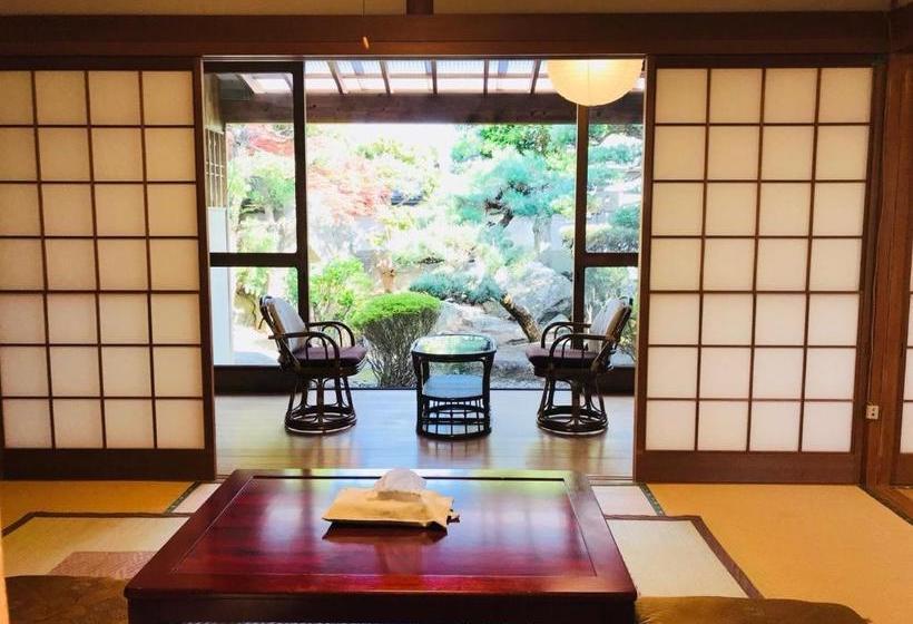 ペンション Guest House Wagaranchi Kai