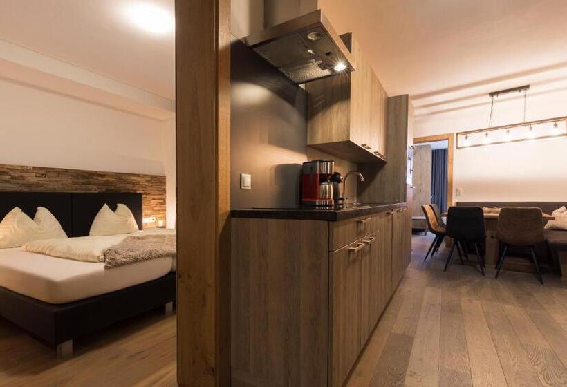 Aparthotel Herzblick Gmbh