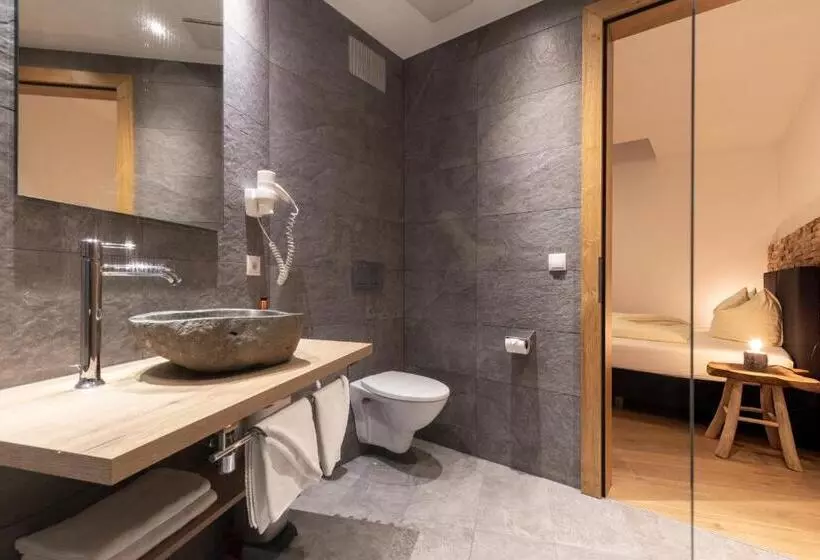 Aparthotel Herzblick Gmbh