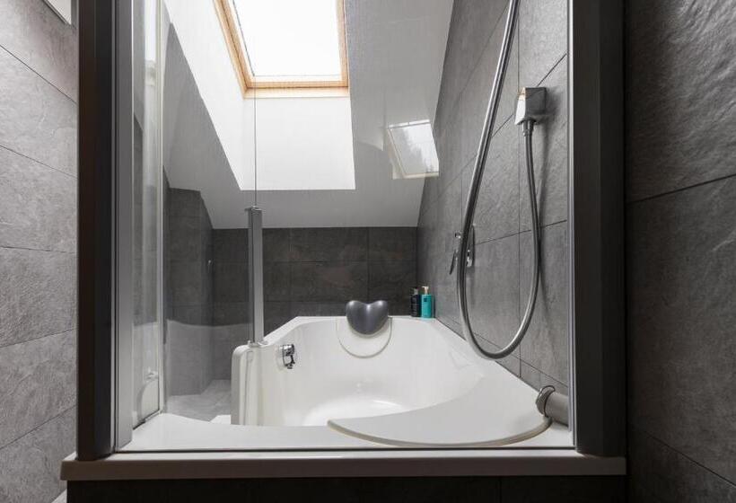 Aparthotel Herzblick Gmbh