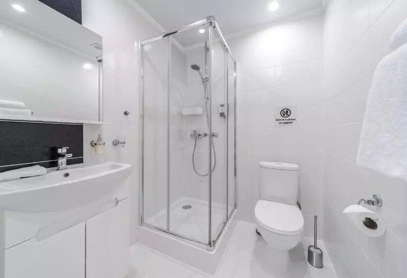 Majatalo Guest House