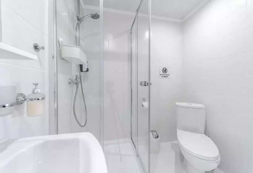 Majatalo Guest House