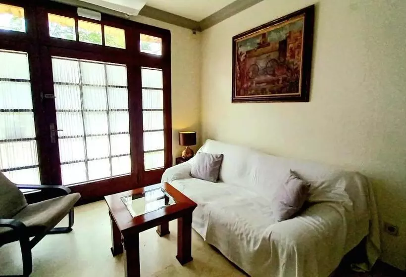 پانسیون Apartments In Villa Isabel