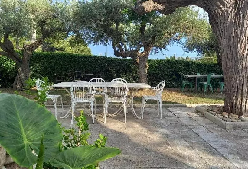 پانسیون Apartments In Villa Isabel
