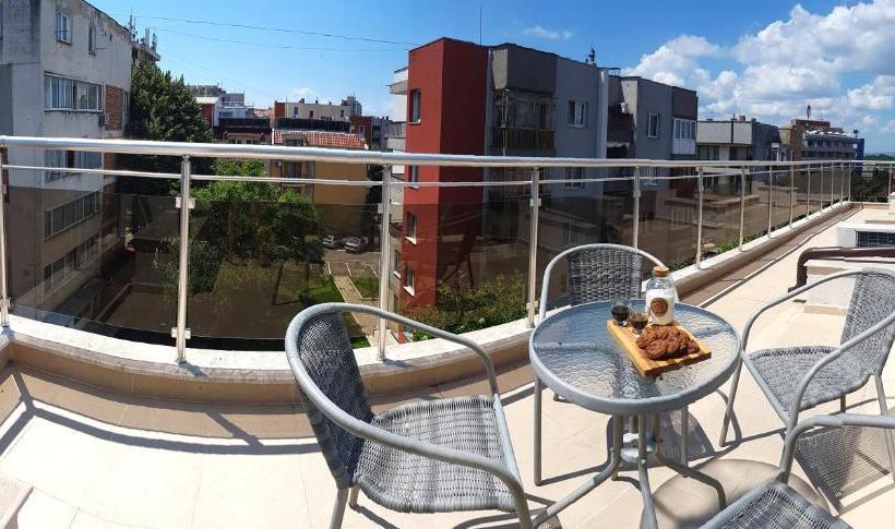 پانسیون Guest House Saint Apostol