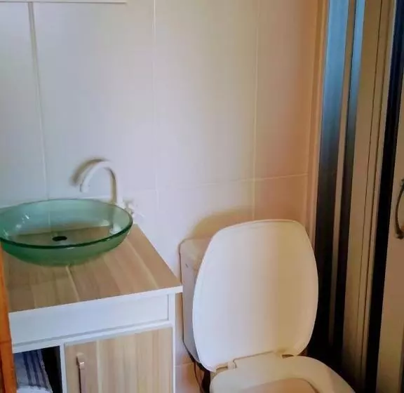 پانسیون Hindu Box Containers E Cabanas