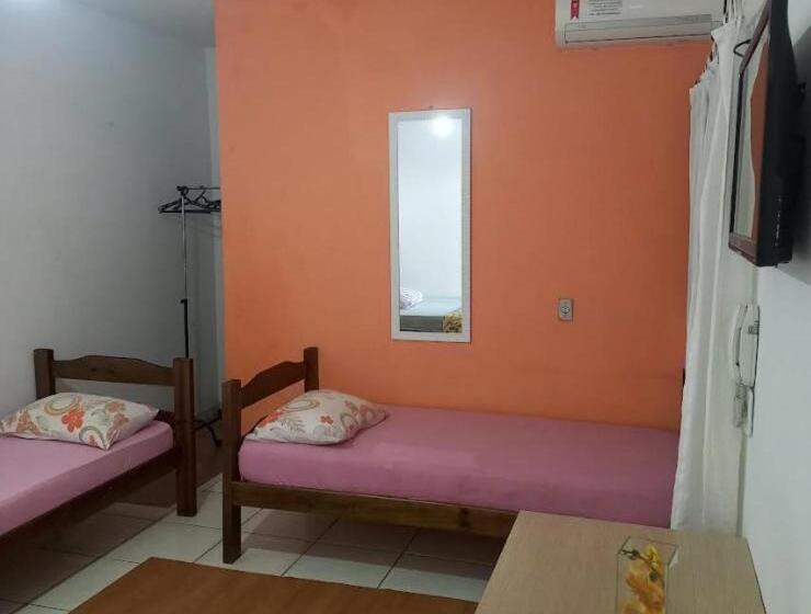 پانسیون Pousada Anhanguera