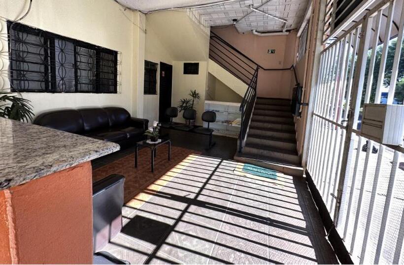 پانسیون Pousada Anhanguera