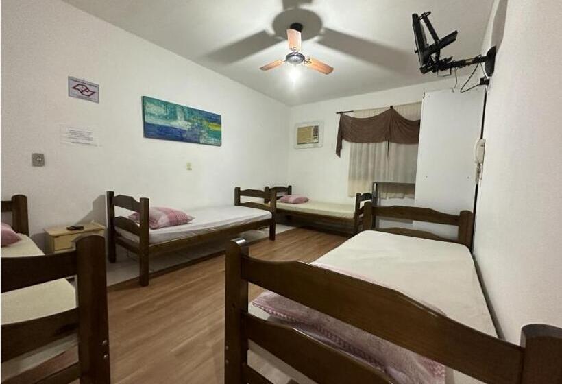 پانسیون Pousada Anhanguera