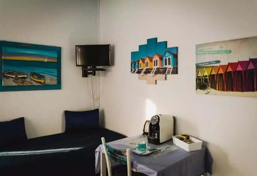 ベッドアンドブレックファースト Affittacamere Simotta