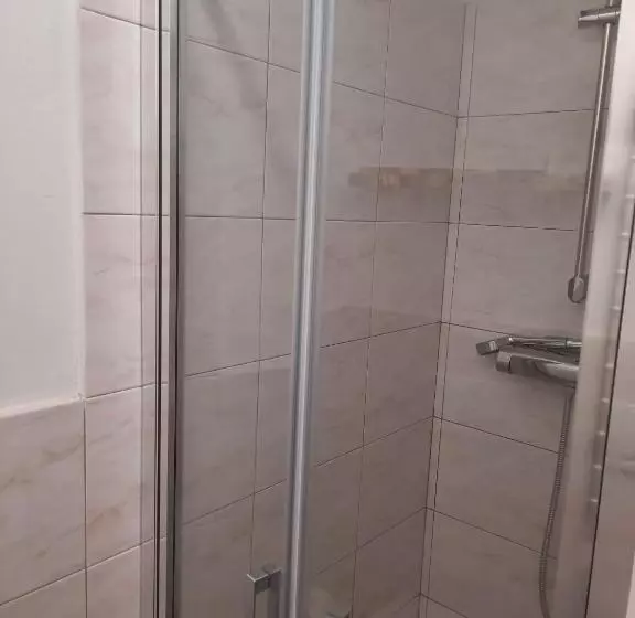 ベッドアンドブレックファースト Affittacamere Simotta