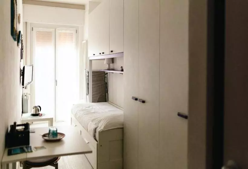 ベッドアンドブレックファースト Affittacamere Simotta